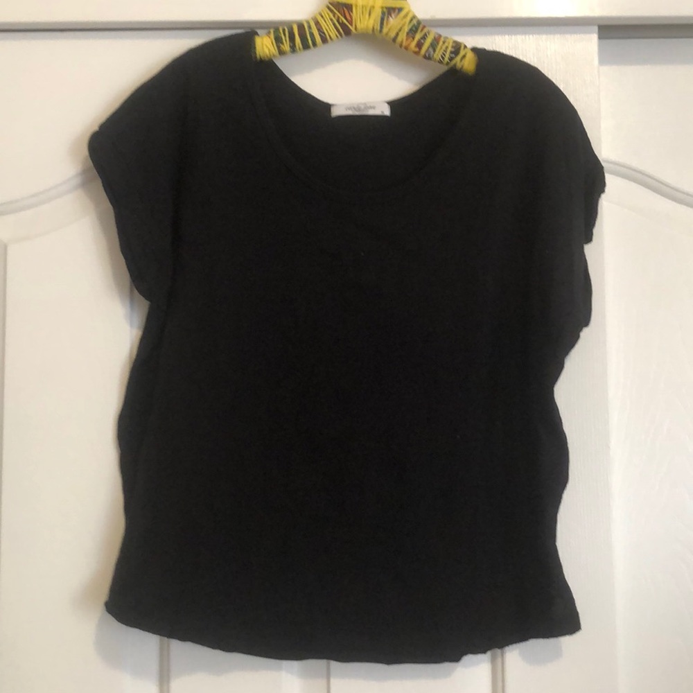 Carly Jean Black Tee Never Worn